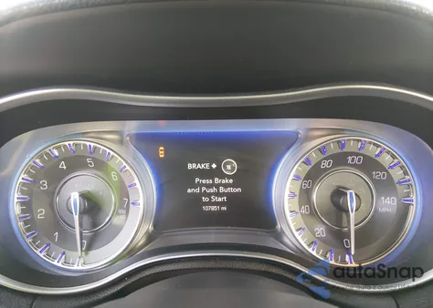 2017 Chrysler 300C z USA, uszkodzony, nr VIN 2C3CCAEG9HH541706